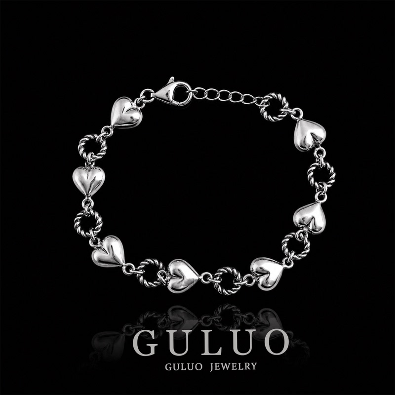Heart-To-Heart S925 Sterling Silver Love Bracelet, a Gift for Your Girlfriend, Niche Fashion, Versatile, High-End Jewelry Heart-To-Heart S925 Sterling Silver Love Bracelet, a Gift for Your Girlfriend, Niche Fashion, Versatile, High-End Jewelry
