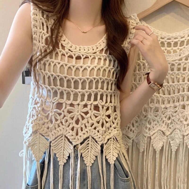 Bohemian Style Knitted Camisole with Lace Hollow-Out Design, Sleeveless, Thin, Loose and Versatile Top, New Style