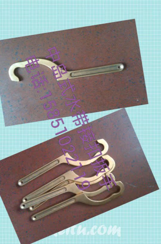Marine fire copper wrench to pull wrench of national standard copper plate hand in the hands of the pipe tooth interface plate