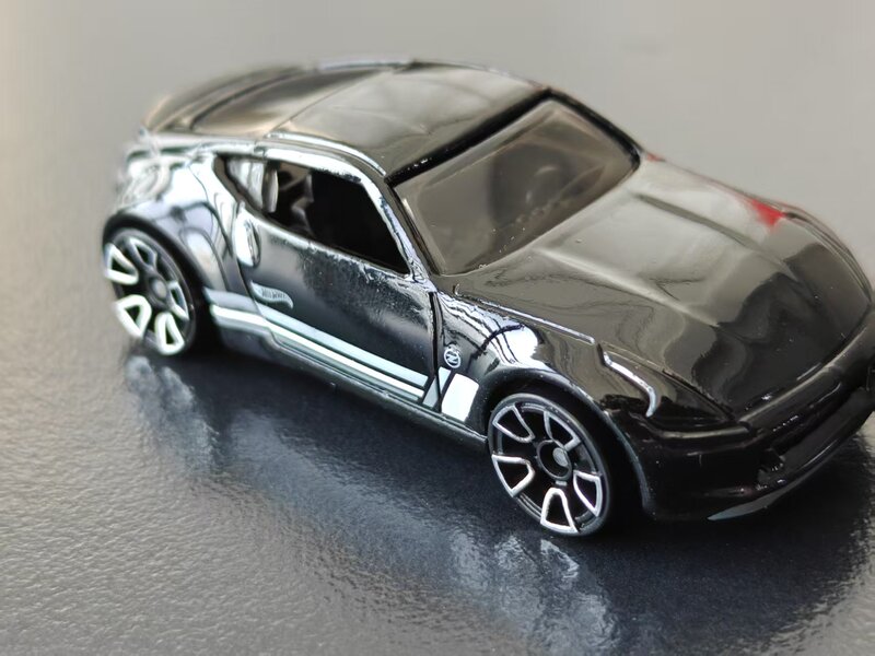 Hot Wheels Nissan 370Z Limited Edition Color Scheme