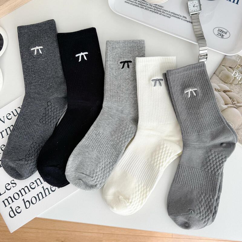 Trendy Gray Embroidered Bow Socks for Women, Mid-Calf Length, ins Trendy Simple Versatile Massage Sole Sports Long Socks