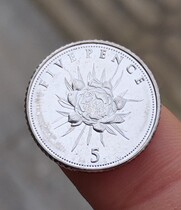 Gibraltar 5 pence flower pattern Commemorative Coin Coin Coin about 18mm years random coin collection
