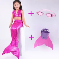 Роза красная