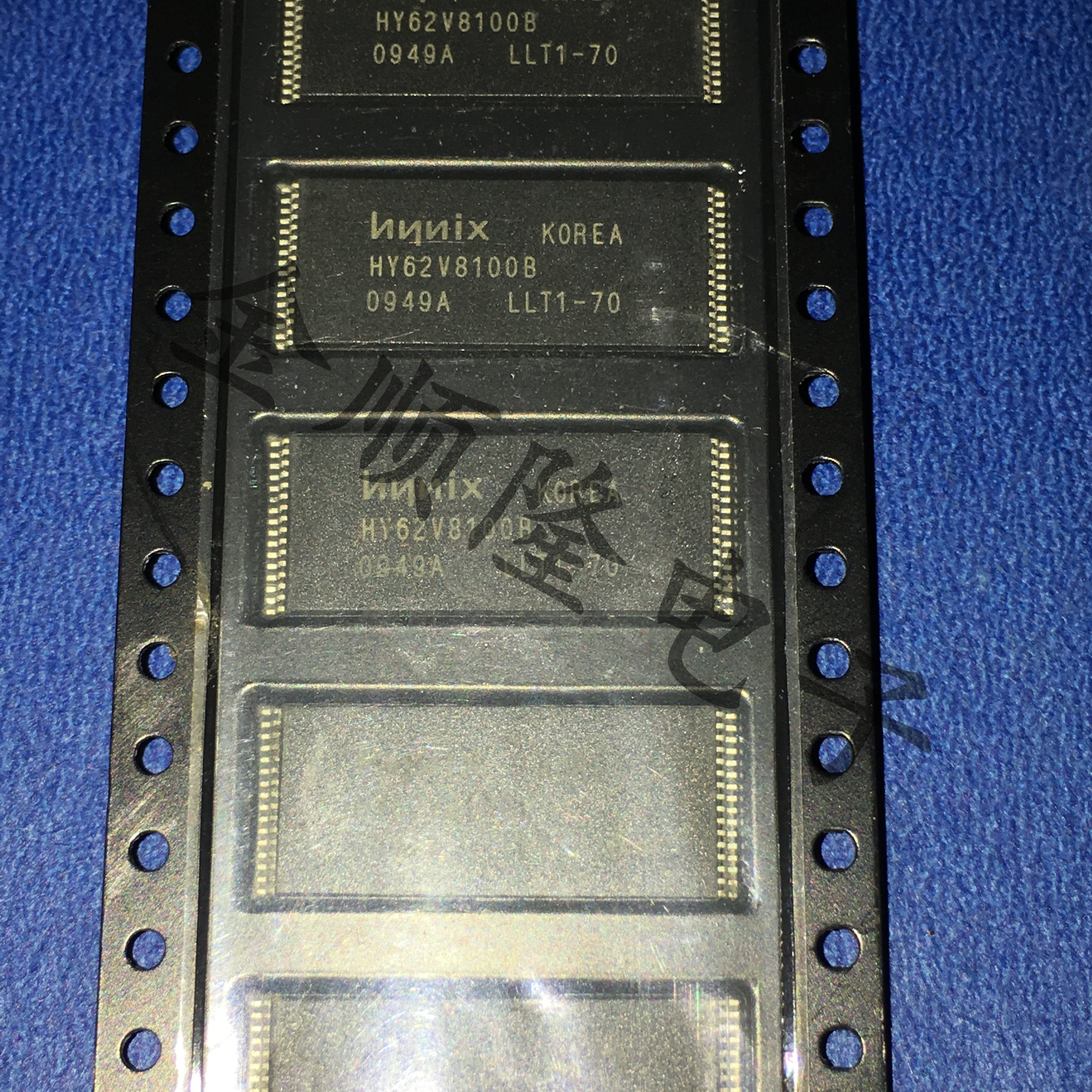 New HY62V8100BLLT1-70 TSOP128 K × 8 bits 3 3V Low power CMOS slow SRAM