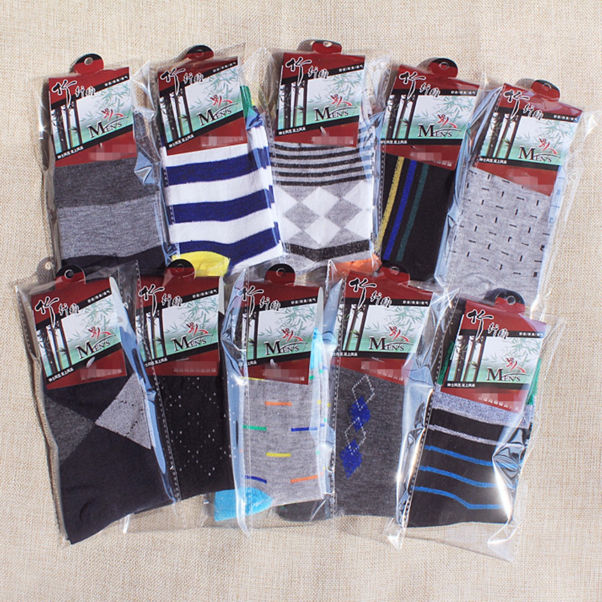 Bốn mùa vớ nam vớ cotton trong ống rắn màu độc lập bao bì bồn tắm chân mùa thu và mùa đông vớ nam vớ nữ bán buôn tất cao cổ nike