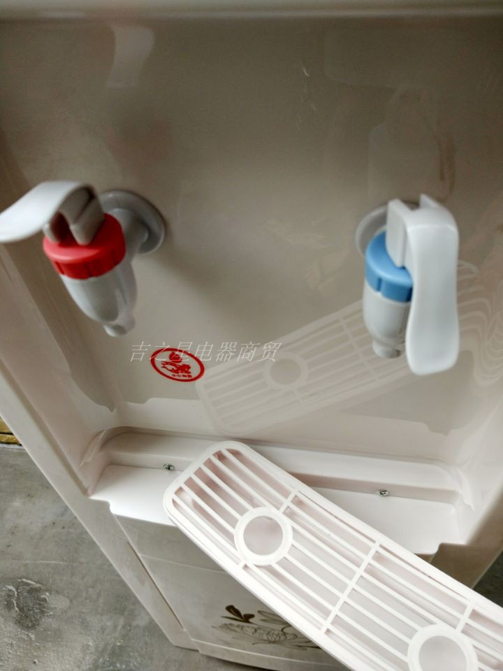 Shire đường ống thẳng đứng nước đá nóng ấm nước lọc thẳng ống nước uống tiết kiệm năng lượng hộ gia đình đường ống nước thương mại cay nuoc nong lanh