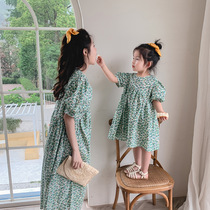  Different parent-child dress mother-daughter skirt dress Western style summer 2020 net red summer tide floral chiffon skirt