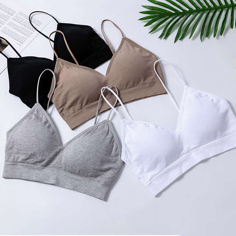Liner-wear female steel-free ring movement gathers trace-free vest with chest mat wrapped with chest and pupil suspended bras