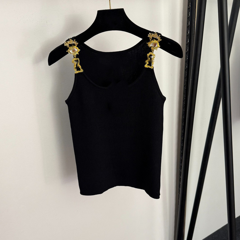 European Style Fashion New Metal Keyhole Shoulder Strap Knitted Tank Top Versatile Slim Fit Top for Women Trendy