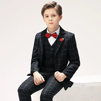 Костюм, комплект, штаны, жилет, галстук-бабочка, брошь