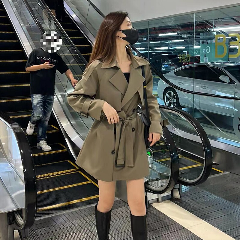 Short Trench Coat for Petite Women, British Style, High-End Feel, 2025 Spring and Autumn New Korean Style, Drapey, High-Waisted, Elegant Jacket