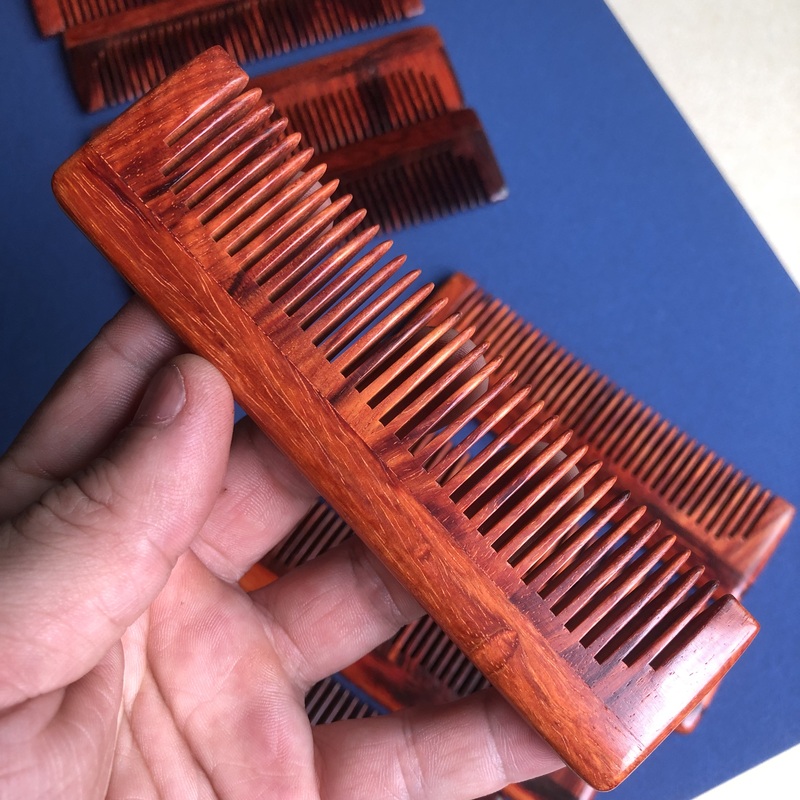 Authentic Indian Small-Leaf Rosewood Comb, Hand-Polished, No Paint, No Wax, Household Head Meridian Massage Wooden Comb Authentic Indian Small-Leaf Rosewood Comb, Hand-Polished, No Paint, No Wax, Household Head Meridian Massage Wooden Comb