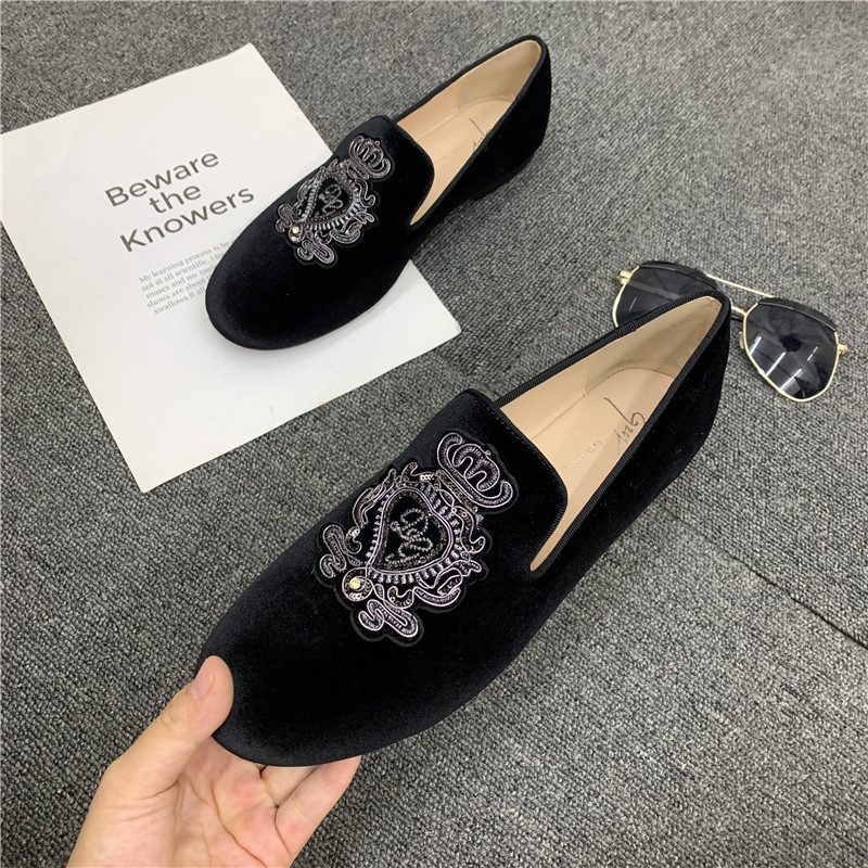 Internet celebrity with the same style in 2023 new leather Doudou shoes men's leather shoes social spirit guy loafers men's shoes trend