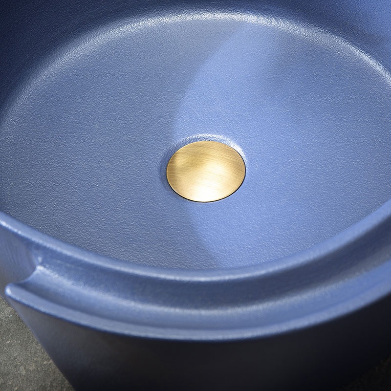 Sink on the small family toilet lavabo single basin basin ceramic basin is the basin that wash a face wash basin