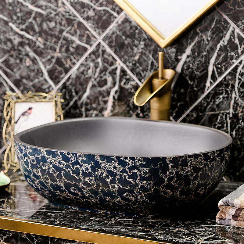 On the sink oval Chinese blue and white ceramics archaize bath home bathroom toilet art the basin that wash a face