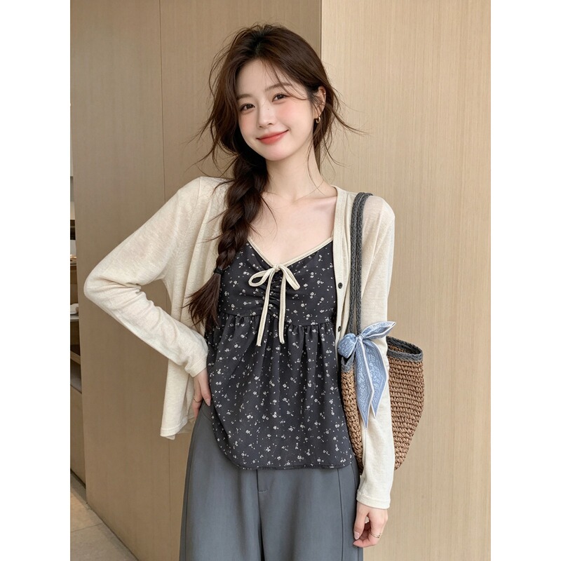 This Year's Trendy Fashion Suit for Women, New Spring and Autumn Floral Lace-Up Suspender Long-Sleeved Cardigan Top, Layered Two-Piece Set This Year's Trendy Fashion Suit for Women, New Spring and Autumn Floral Lace-Up Suspender Long-Sleeved Cardigan Top, Layered Two-Piece Set