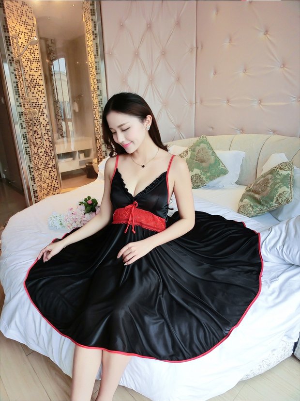 Sexy ren cám dỗ đồ lót dây đeo váy ngủ nữ mùa hè lỏng kích thước lớn băng lụa đồ ngủ gợi cảm cực cám dỗ váy ngủ dài tay