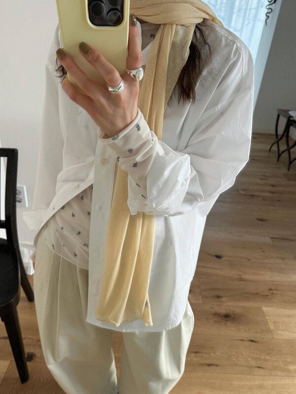 Korean Dongdaemun Early Spring New Arrivals, Artistic and Fresh Small Floral Eye-Catching and Distinctive Sheer Long-Sleeve Top H