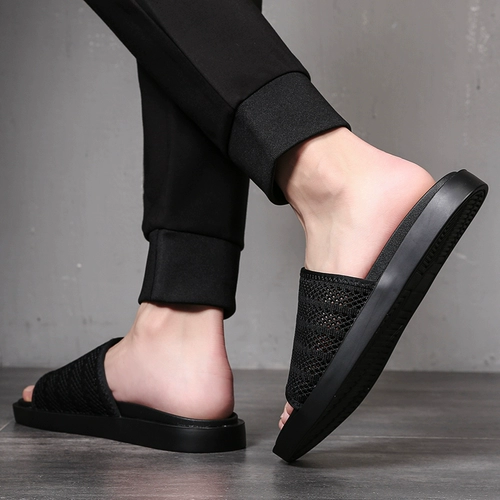 Мужские тапочки, летние трендовые сандалии для отдыха, слайдеры, коллекция 2023, популярно в интернете