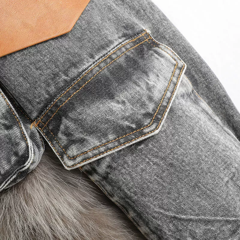 咔琦娜 Demi-season denim short jacket