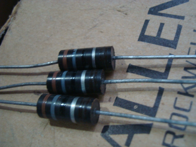 Original box originally loaded with US 2W AB carbon film resistance 18R 18 Ogeneration 20R