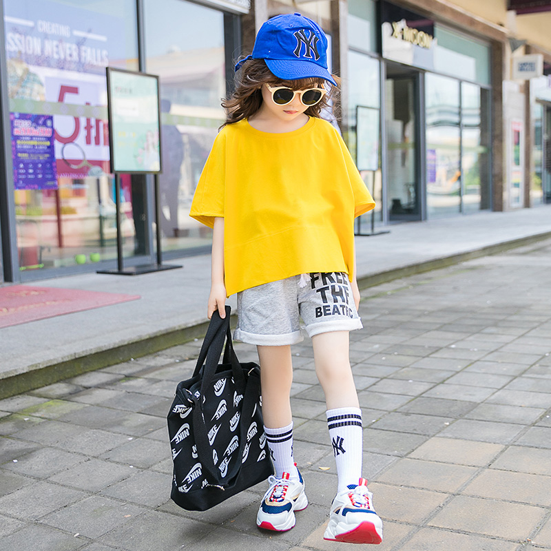 Girls summer wear 2020 new children's wear short-sleeved sports suits in the big boy foreign fashion clothes girls two-piece suit