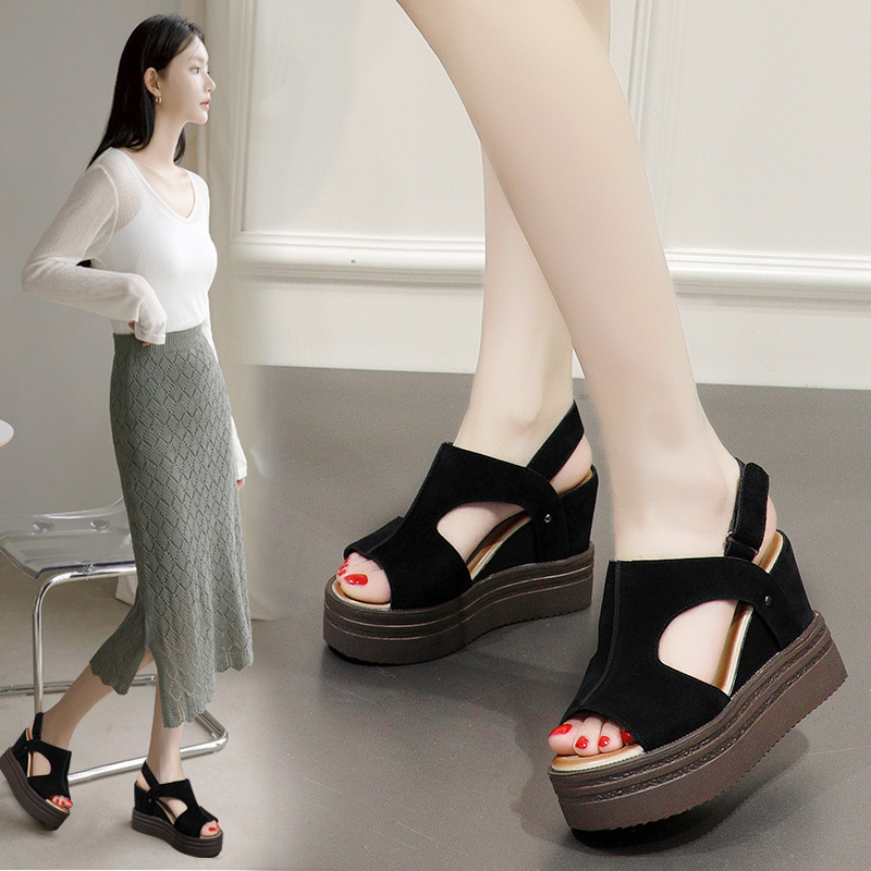 Korean Style This Year's New Thick-Soled Soft-Soled Sandals for Women, Summer Wedge Genuine Leather Flat-Soled Height-Increasing Peep-Toe Shoes, Hot-Selling Style