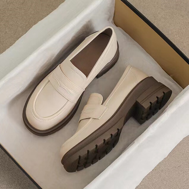 Loafers for Women 2026 New Spring and Autumn Women's Shoes British Style Black Thick-Soled Small Leather Shoes Popular Single Shoes