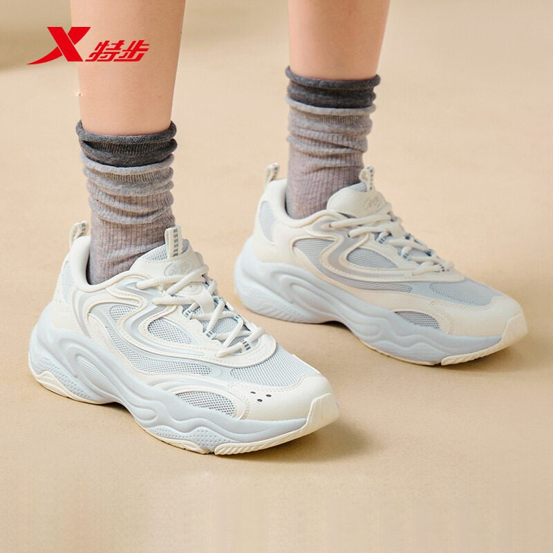 Xtep Yuanqi 5.0 Women's Retro Casual Shoes 2026 Summer New Fashion Sneakers 974318320007