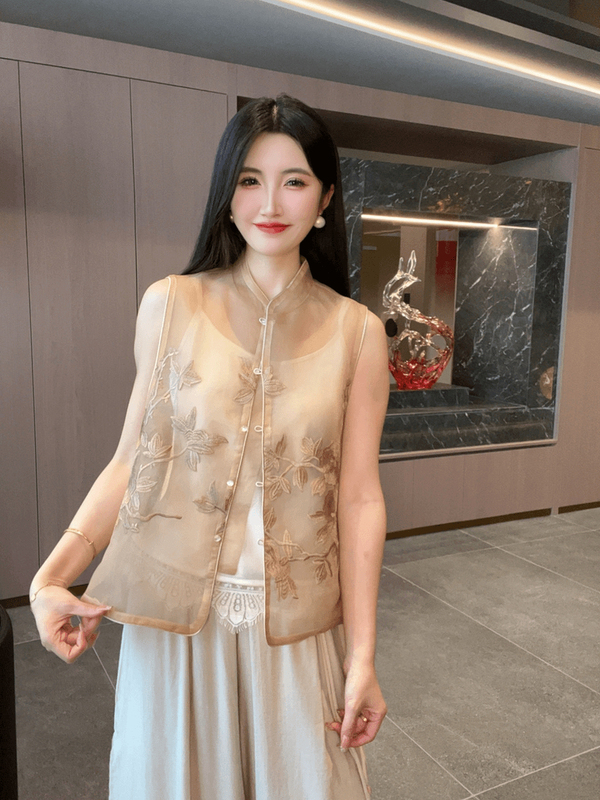 New Chinese-Style Jacquard Vest for Women, 2025 Summer Model, High-End Embroidery, Youthful Style, Stand Collar, Sleeveless Vest