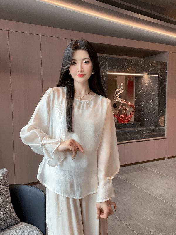 2025 Summer New Style New Chinese Style Embroidered Top for Women, Loose Fit, Slimming, Versatile Long Sleeve Shirt, Elegant Top