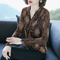 Mother foreign style base shirt female 2020 spring and summer New temperament slim embroidery V-neck shirt Joker mesh coat