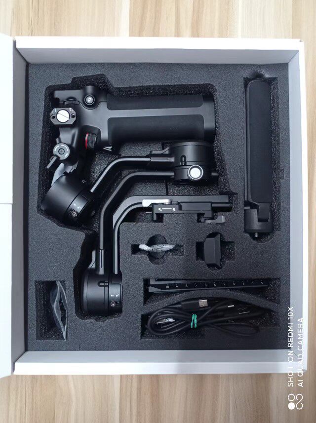 90new DJI Ronin RSC2 handheld smart gimbal SLR mirrorless camera stabilizer three-axis stabilizer -