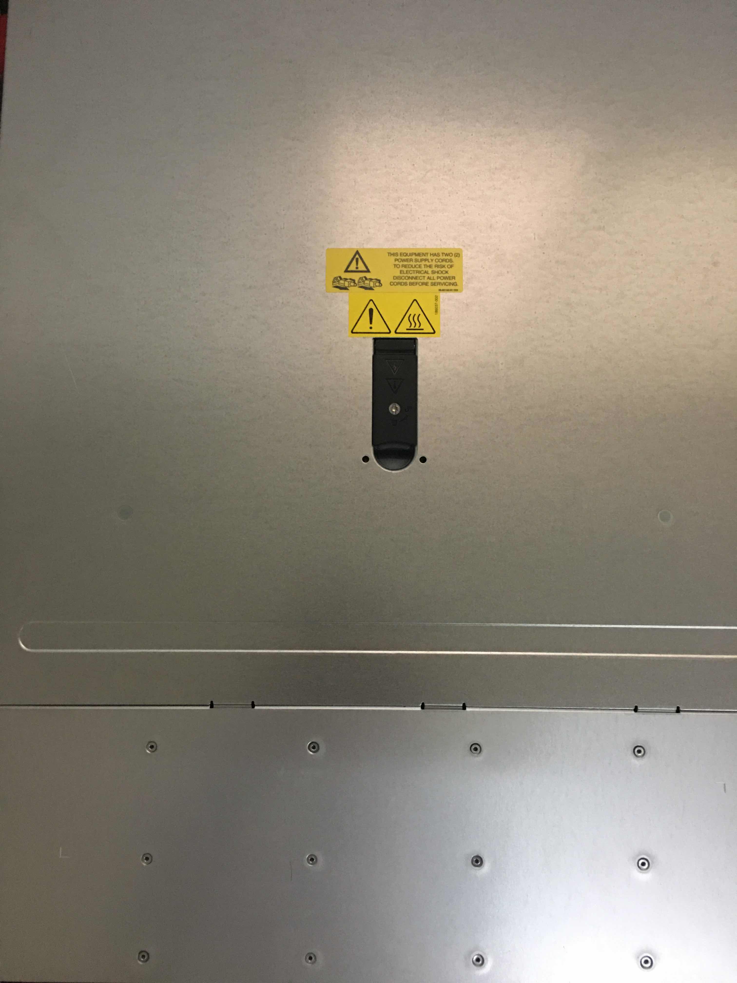 HP AJ941A D2700 storage expansion cabinet