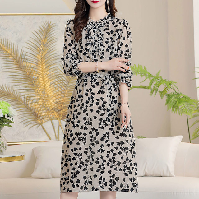 Silk long-sleeved dress for women summer new retro style 2023 middle-aged ladies mother's wear mulberry silk long dress