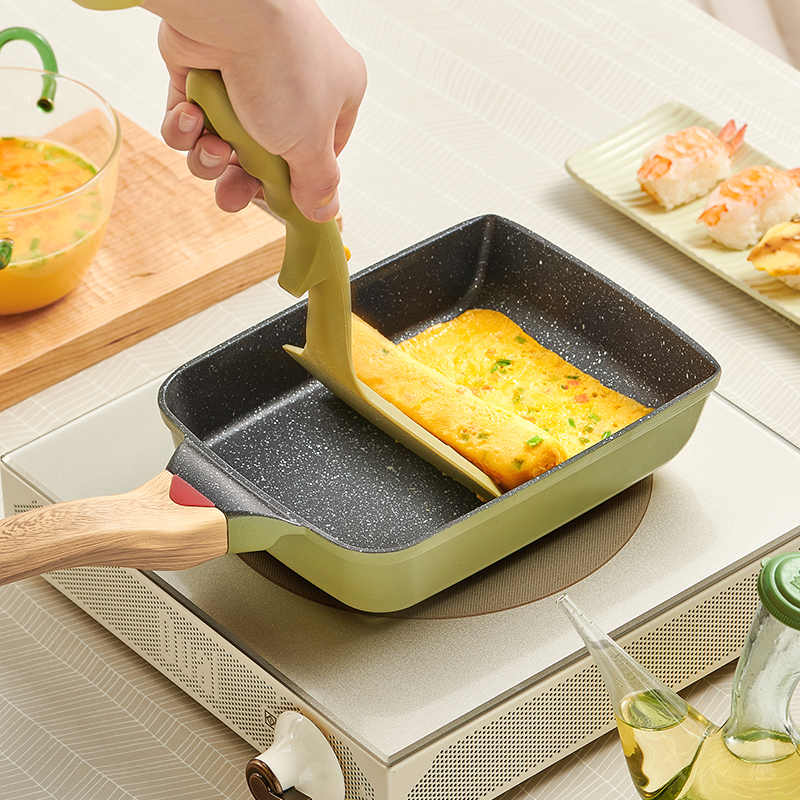 Japanese-style jade pot home fried eggs non-stick pan rectangular breakfast egg roll flat-bottomed thick egg burning small frying pan