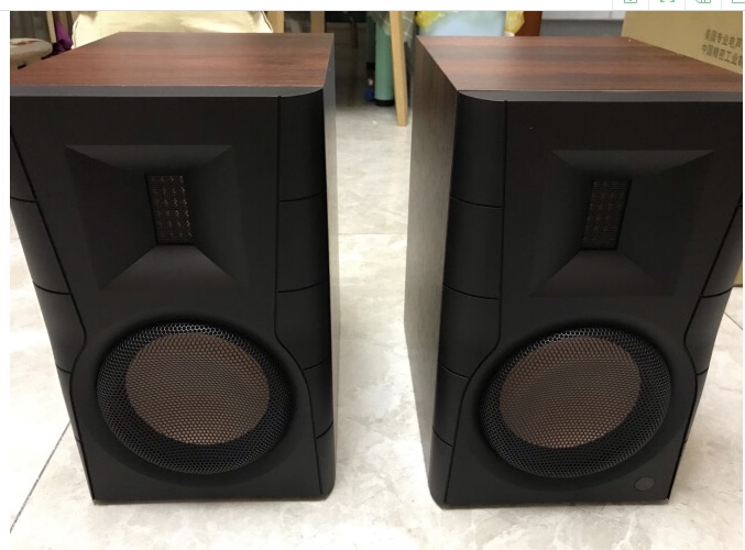 Hivi D300 Active Hifi Audio Multimedia Wireless Bluetooth 5.0 Bookshelf Speaker with High-Frequency Speaker