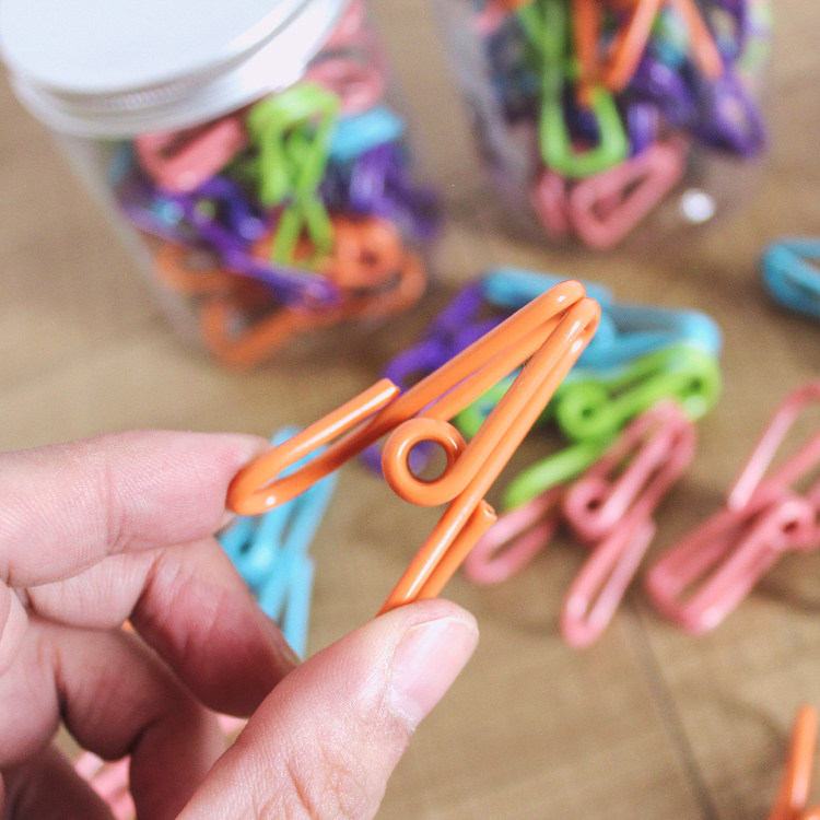 Japanese single multi-function color folder clothespin clothespin socks small clip windproof clip sealing clip