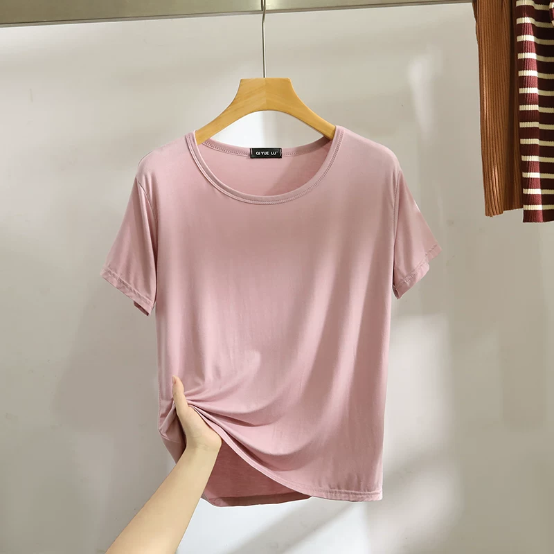Summer thin base body-friendly white T-shirt with a round collar, city style, loose fit