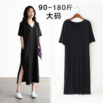Long skirt, short sleeve pockets, black v-neck dress