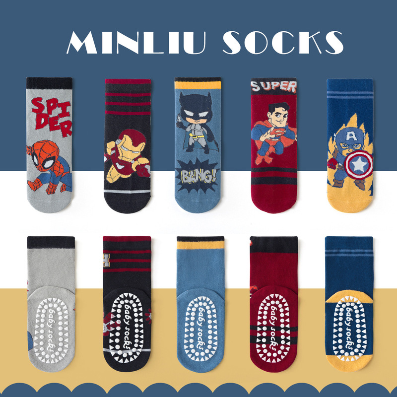 Iron Man, Batman, Captain America Non-Slip Grip Socks for Boys, Spring and Autumn Mid-Tube Spider-Man Superman Floor Socks for Indoor Use