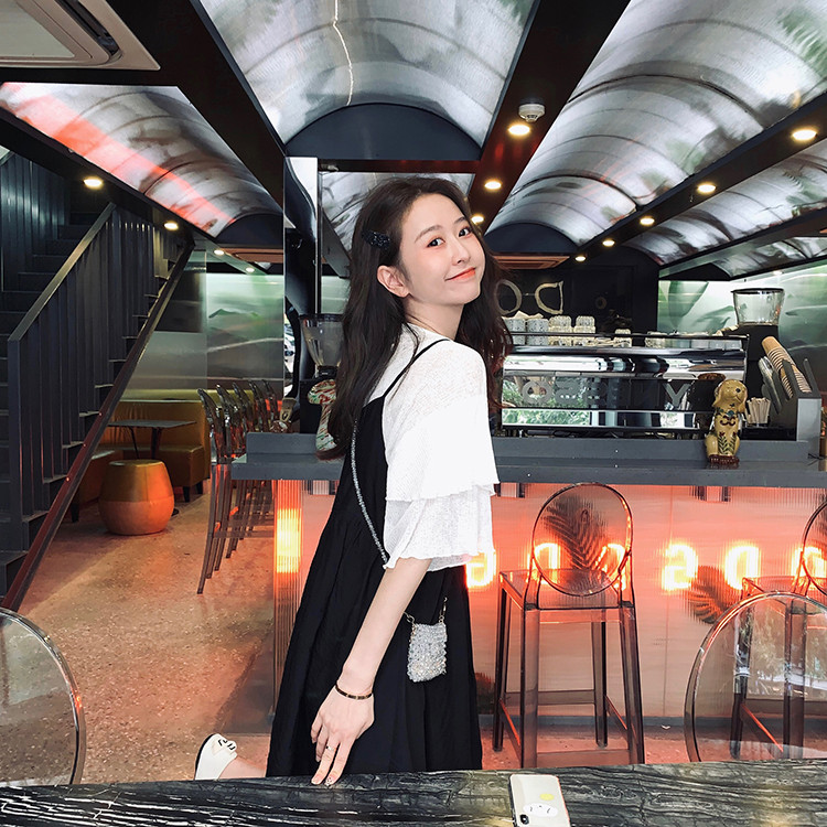 VK旗艦店 韓系小清新喇叭荷葉袖吊帶套裝短袖裙裝