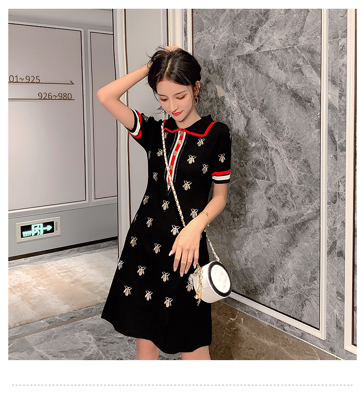 VK旗艦店 韓系娃娃領蜜蜂刺繡針織短袖洋裝