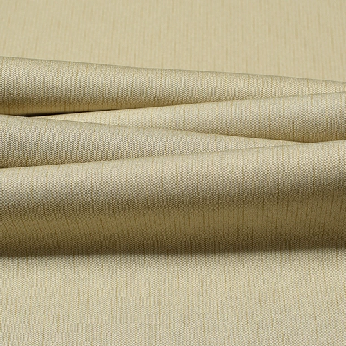 Светлые летние тонкие желтые штаны, облегающий крой