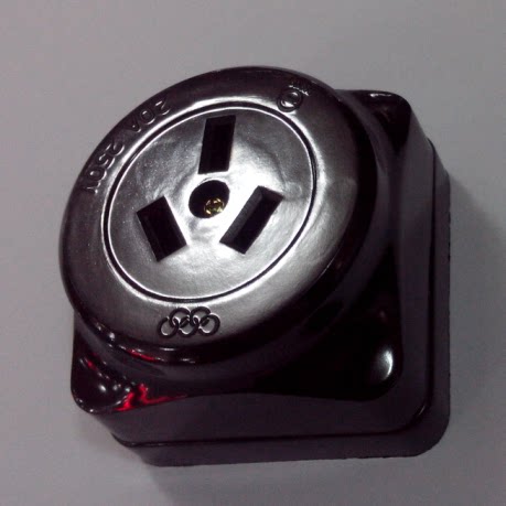 Imported Taiwan Longguang LKEW 3-pole Y-type socket WJA-1320A (can be replaced by Panasonic WK1320)