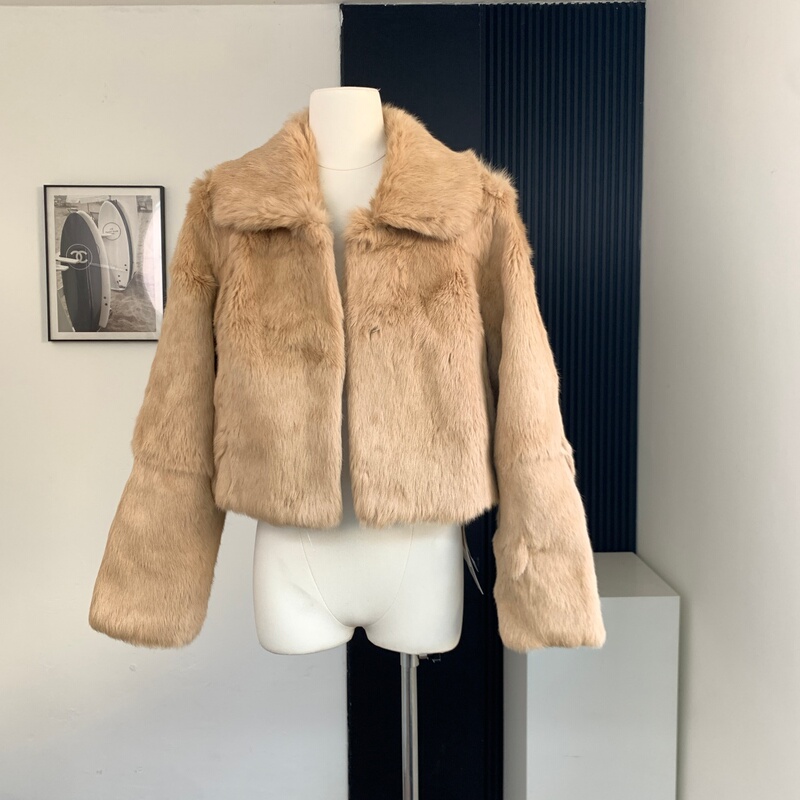 Dream Rabbit 2026 Winter Real Rabbit Fur Super Slimming Genuine Fur Short Coat for Women Dream Rabbit 2026 Winter Real Rabbit Fur Super Slimming Genuine Fur Short Coat for Women