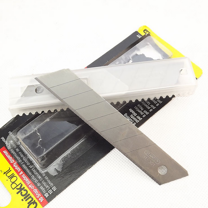 Stanley 11-301T-22 utility knife replacement blade 18mm wallpaper knife blade ten pieces in a box