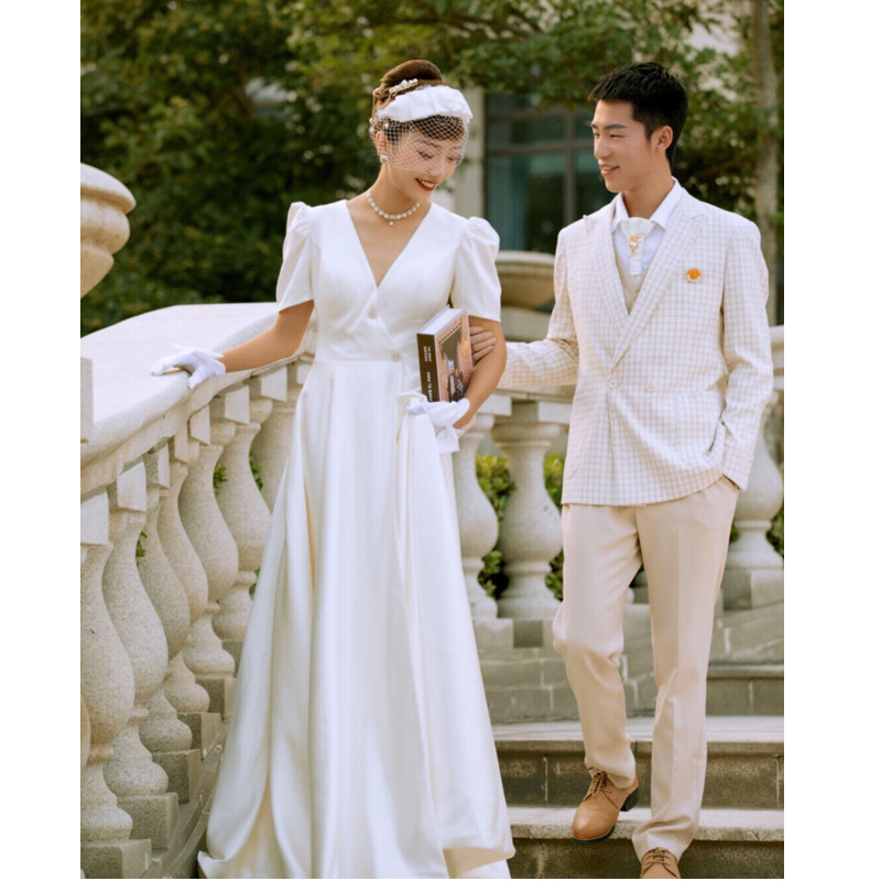 The store returns to pass the thousand French -style light wedding dress minimalist Super Xianheben retro satin Shooting 20 shots 20 The store returns to pass the thousand French -style light wedding dress minimalist Super Xianheben retro satin Shooting 20 shots 20