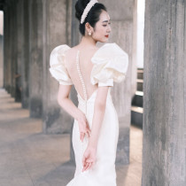 Satin wedding dress French 2021 New tailed bridal bubble sleeve retro simple light white slim dress summer