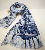 Batik scarf custom blue and white porcelain ice pattern turtle crack batik reverse painting handmade plant blue dye folk non-heritage process